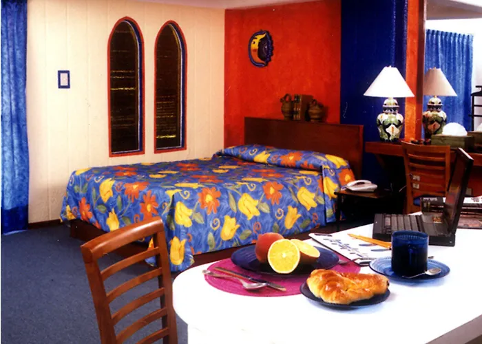 Hotel Casa De La Condesa 3*